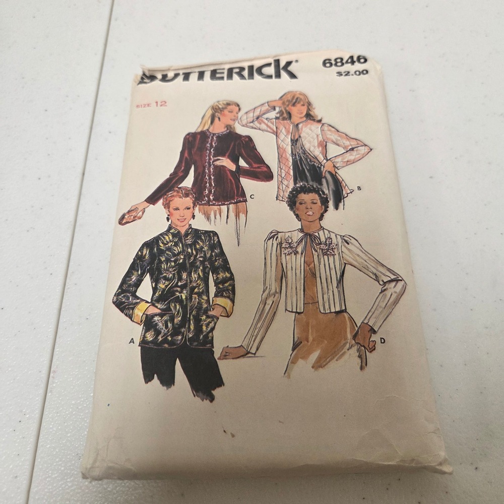 Butterick 6846 Vintage 70s Misses Evening and Bed Jacket Sewing Pattern Size 12